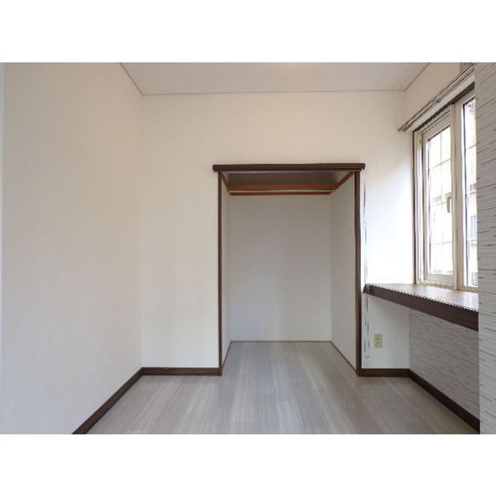 ローヤルハイツ南5条205のその他画像