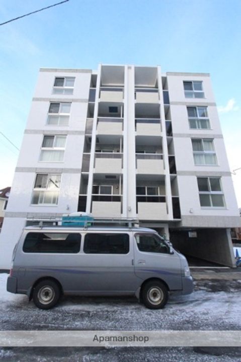 北海道札幌市中央区南二十条西12丁目の賃貸マンションの外観