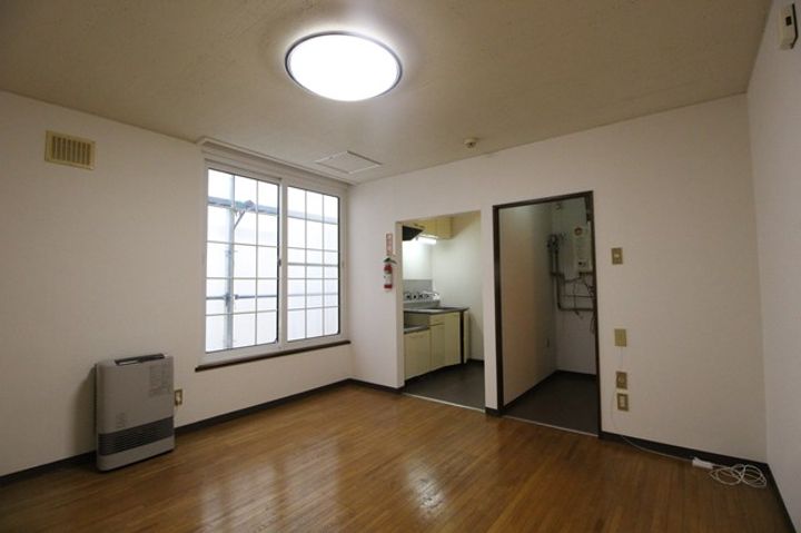 コーポ桑西の居間