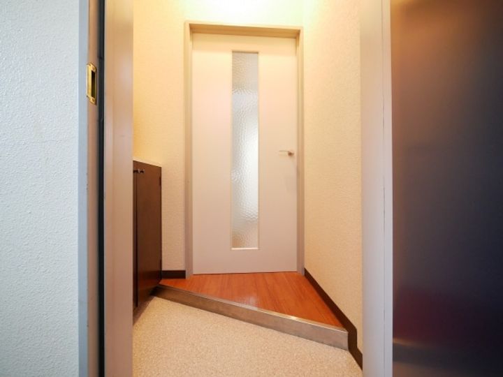 キャッスル北沢札幌の玄関