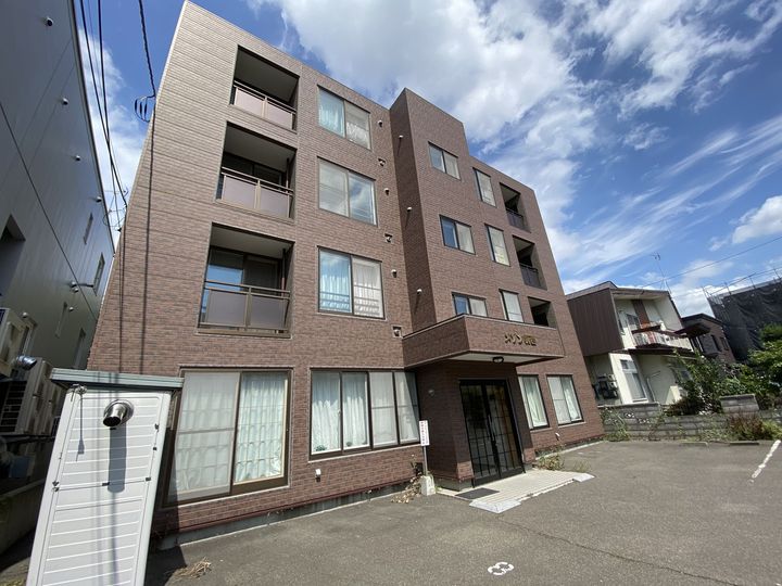 メゾン幌西の外観