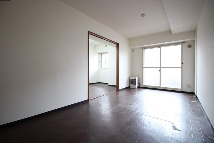 サンコート南4条の居間