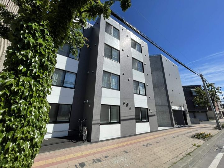 DAYS発寒南の外観