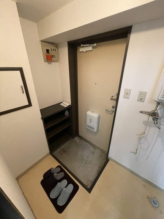 デベックス澄川47203の玄関