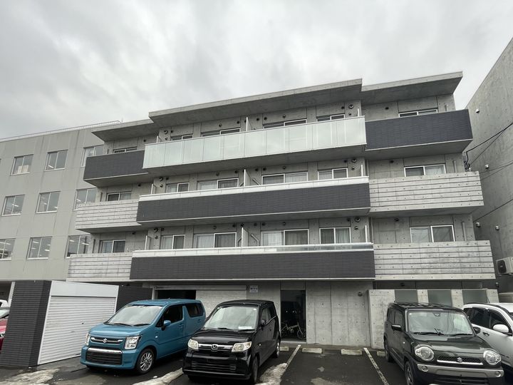 CHERISIS南6条405P3の外観
