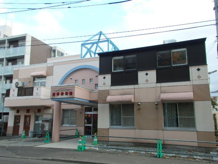 CHERISIS南6条405P3の周辺