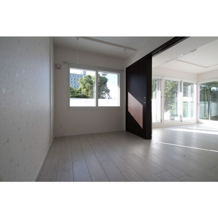 PRIME COURT LA FORET 平岸(プライムコートラの居間