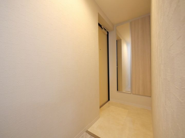 NRJニシオカ401の玄関