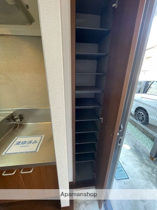 宮城県仙台市宮城野区中野字柳原の賃貸アパートの内装