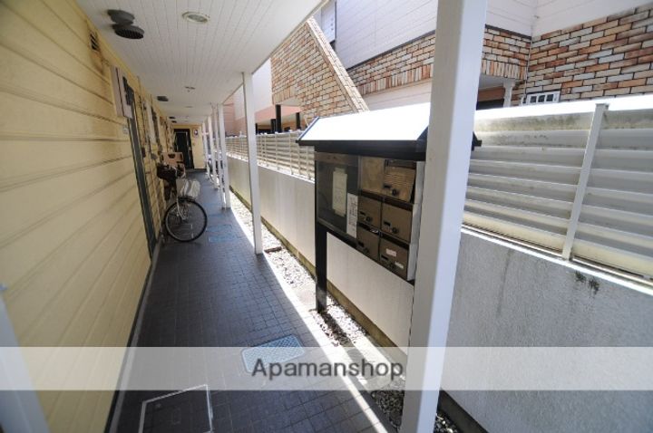 宮城県仙台市宮城野区栄2丁目の賃貸アパートの外観