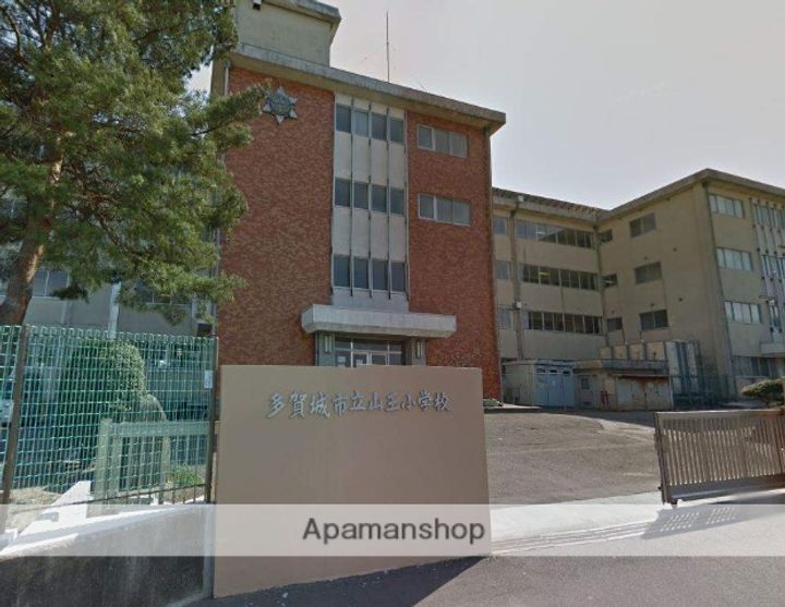 エスペランサの周辺