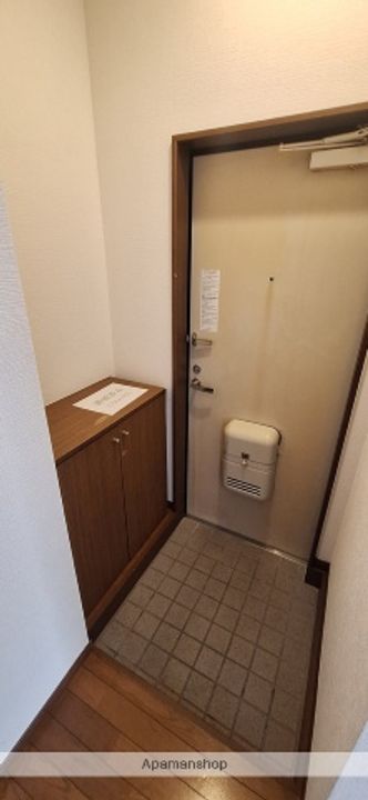 バリオRIFU101の玄関