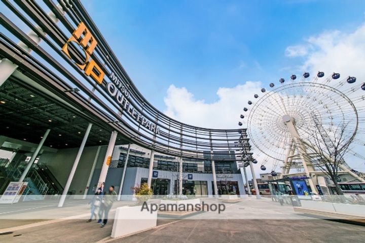 ファミリエールD棟の周辺