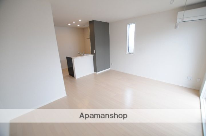 シャーメゾン白鳥Bの居間