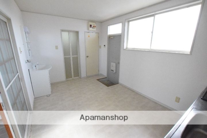 謡ハイツ204の内装