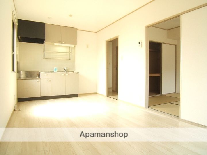 宮城県多賀城市大代1丁目の賃貸アパートの居間