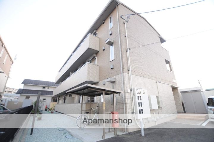 グローリア101の外観