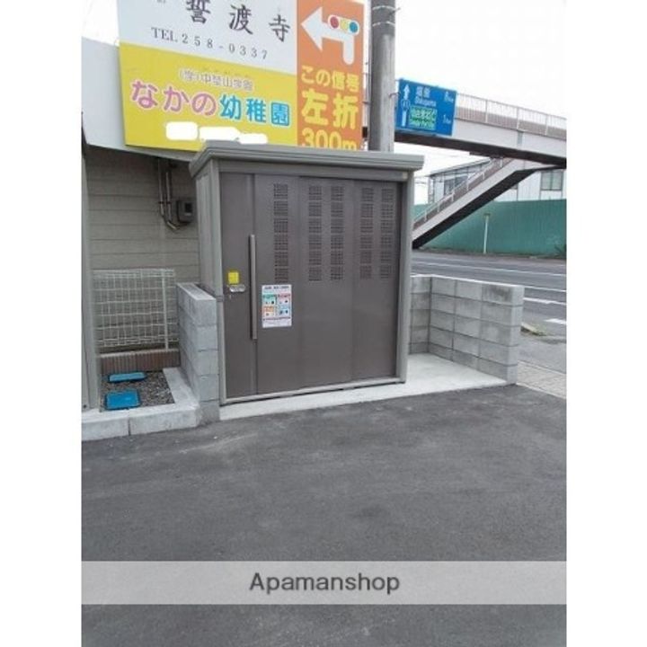 宮城県仙台市宮城野区中野字寺前の賃貸マンションの外観