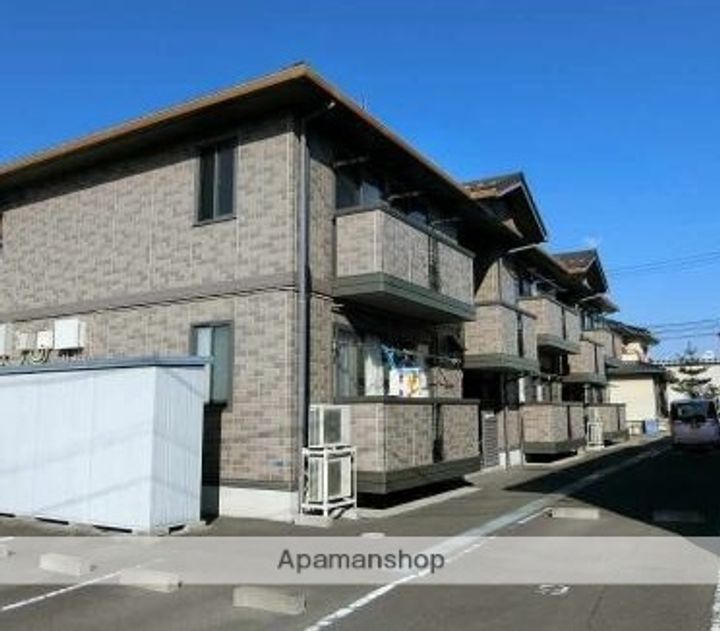 グリーンコートBの外観