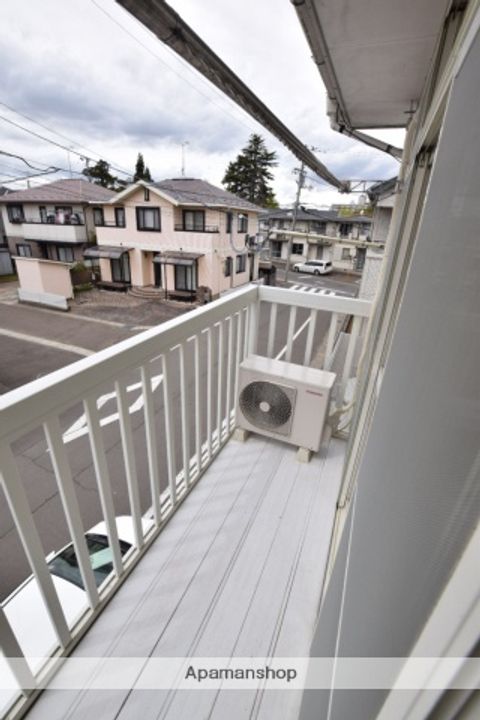 メゾンルピナスの外観