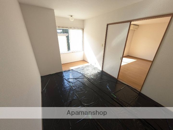 エクセルシャトー一森山A棟202号室の内装