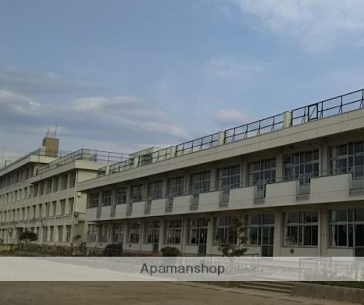 グレースヒルズGAMO B棟の周辺