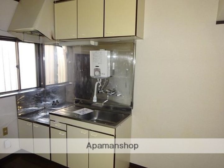 宮城県仙台市宮城野区福室3丁目の賃貸アパートのキッチン