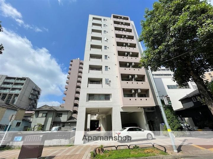 グラン・ドミール一番町609の外観