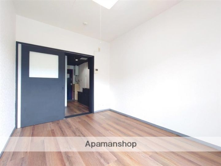 BLOOM 01403の居間