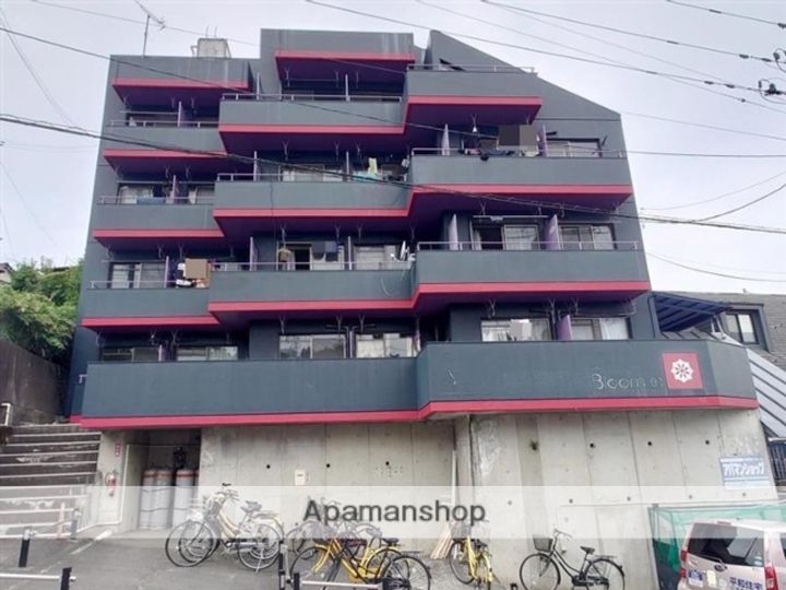 BLOOM 01403の外観