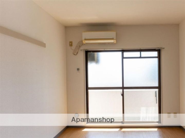 ロイヤルヒルズ片桐305の内装