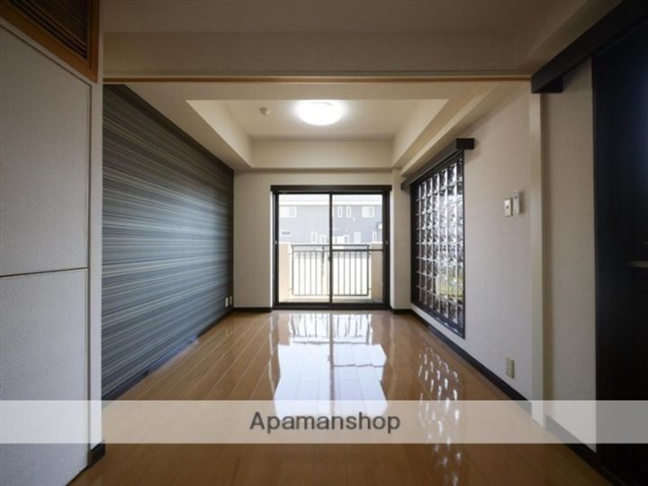 シャイン仙台柳生第1108の居間