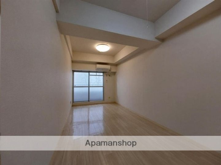 エスパシオ大町の居間