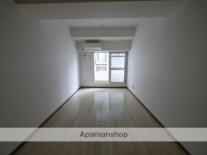 エスパシオ大町の居間