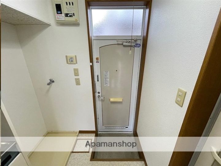 ピースフル東照宮の玄関