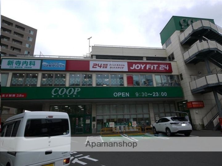 グランドシャリオ705の周辺