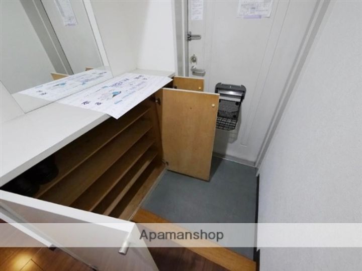 アークヒルズ小松島606の内装