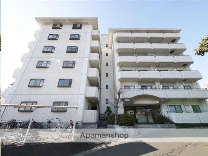 アークヒルズ小松島606の外観