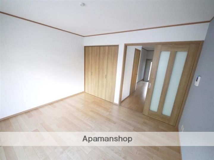 サンライズ多賀城A棟101の居間