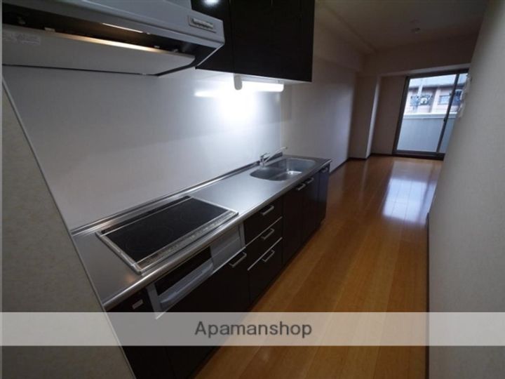 宮城県仙台市青葉区宮町5丁目の賃貸マンションのキッチン