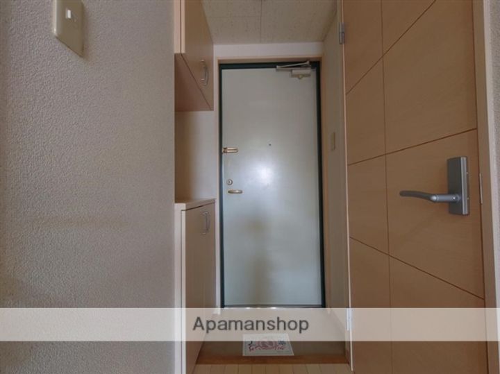 宮城県仙台市若林区南材木町の賃貸マンションの玄関