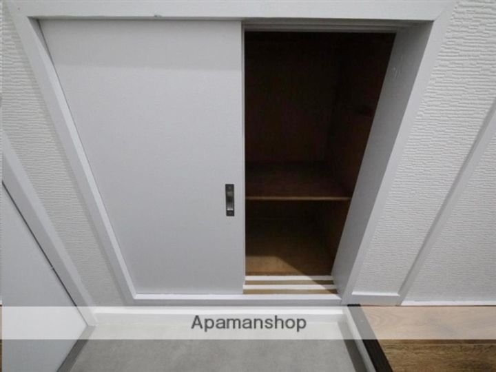 メゾンドールヘンミ301の内装