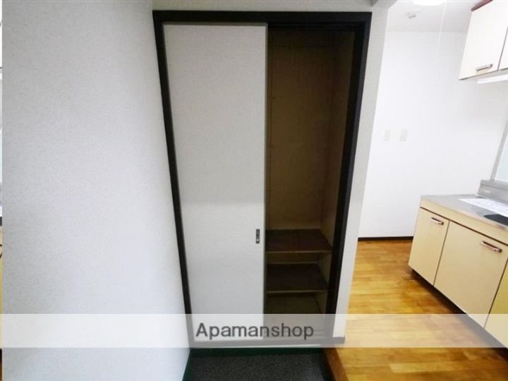 メゾンドールヘンミ401の内装