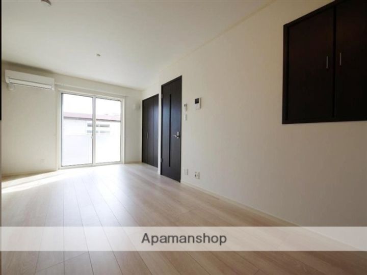 アセスト連坊203の居間