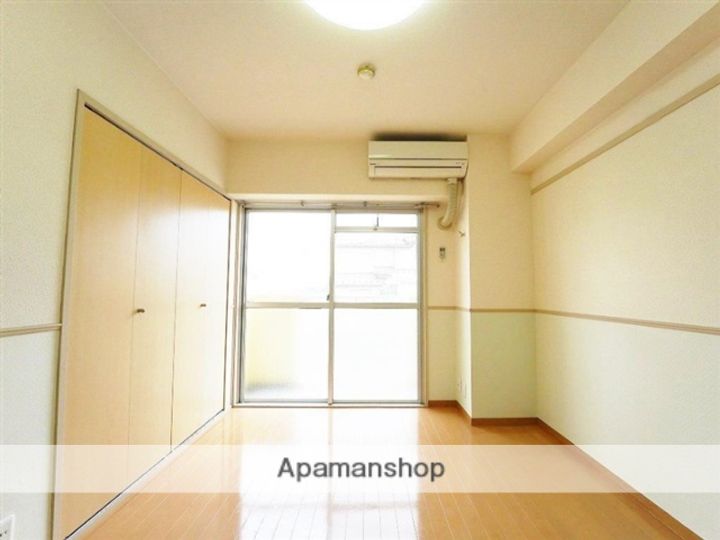 ケンジントンの森110の内装