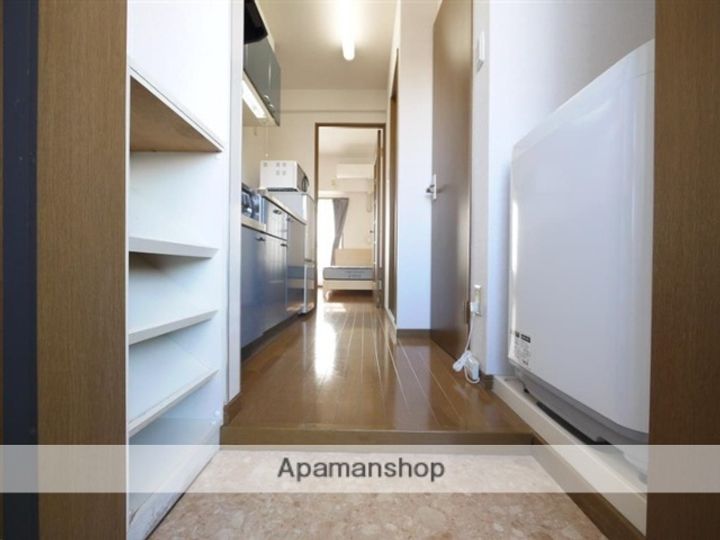 CCD萩野町(家具家電付)401の玄関