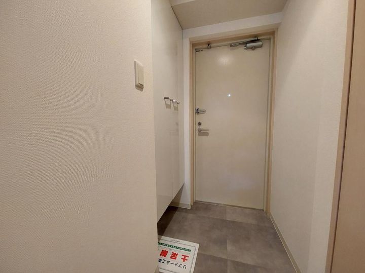LA DOUCEUR青葉小田原の玄関