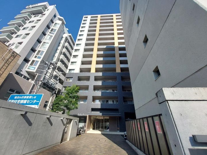 グランカーサ仙台五橋の外観