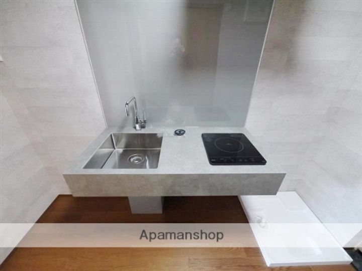 44霊屋下305のキッチン