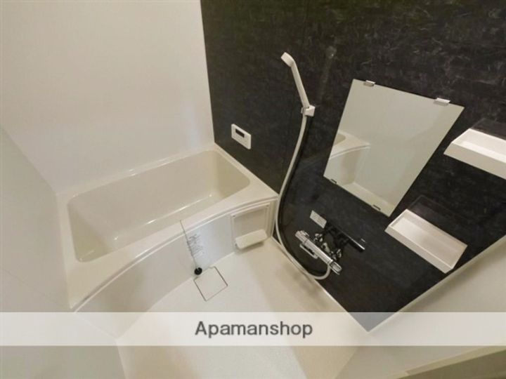 44霊屋下305の風呂